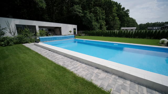 Artificial Turf: 5 Key Components