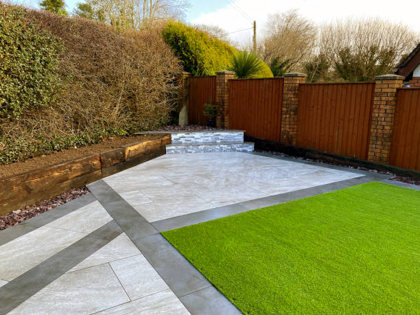 Why You Shouldn't Purchase Artificial Turf From Big Box Discount Stores? - Pet Grows